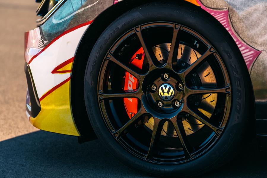 Колеса Volkswagen ART3on 2018 года  (фото 6 из 8)